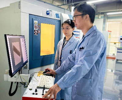 廣東省國(guó)資委推動(dòng)電子專用材料研發(fā) 助力新興產(chǎn)業(yè)高質(zhì)量發(fā)展